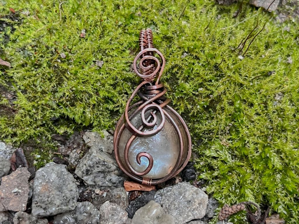 Faire Magic Pendant