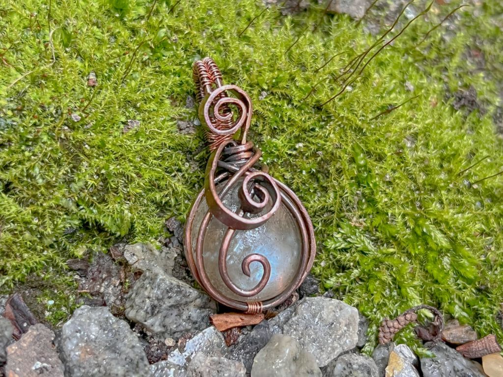 Faire Magic Pendant