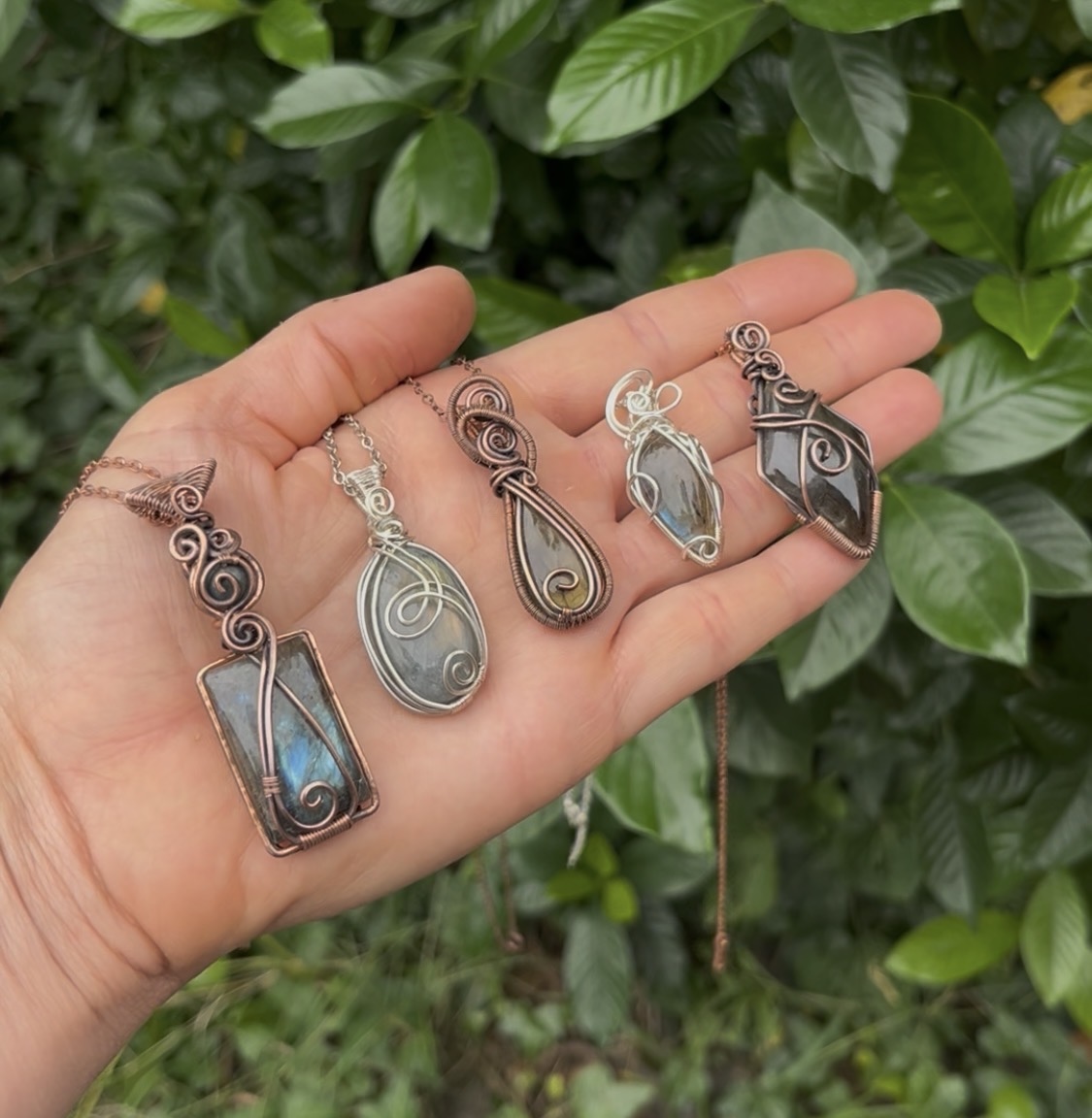Lunar Orchid Jewelry Logo