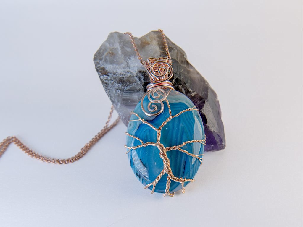 Oceanic Roots Pendant